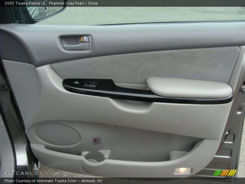 Phantom Gray Pearl / Stone 2005 Toyota Sienna LE