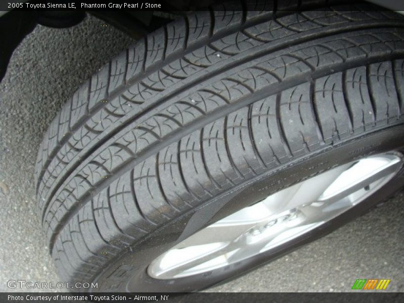Phantom Gray Pearl / Stone 2005 Toyota Sienna LE