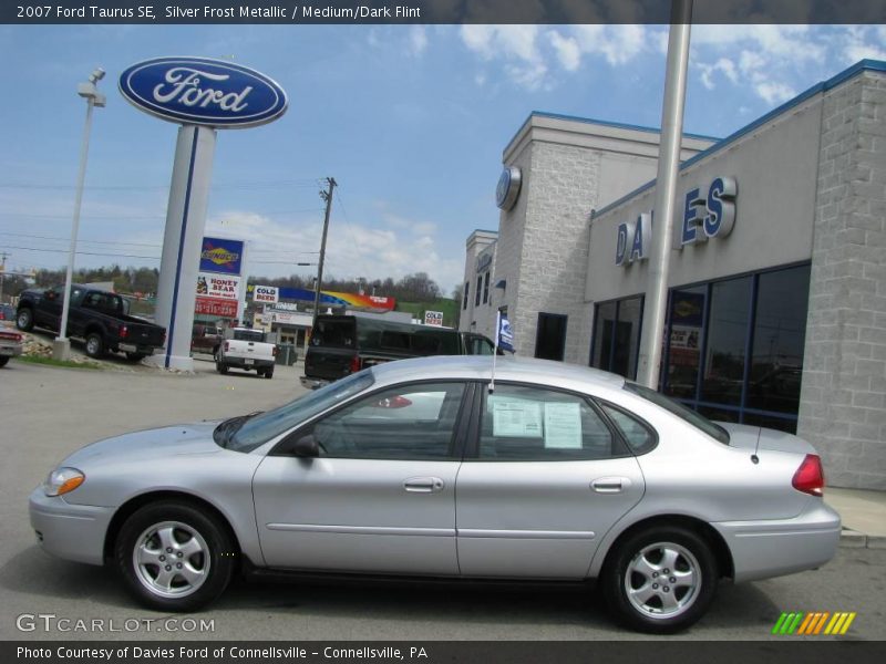 Silver Frost Metallic / Medium/Dark Flint 2007 Ford Taurus SE