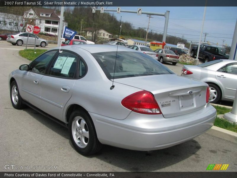 Silver Frost Metallic / Medium/Dark Flint 2007 Ford Taurus SE