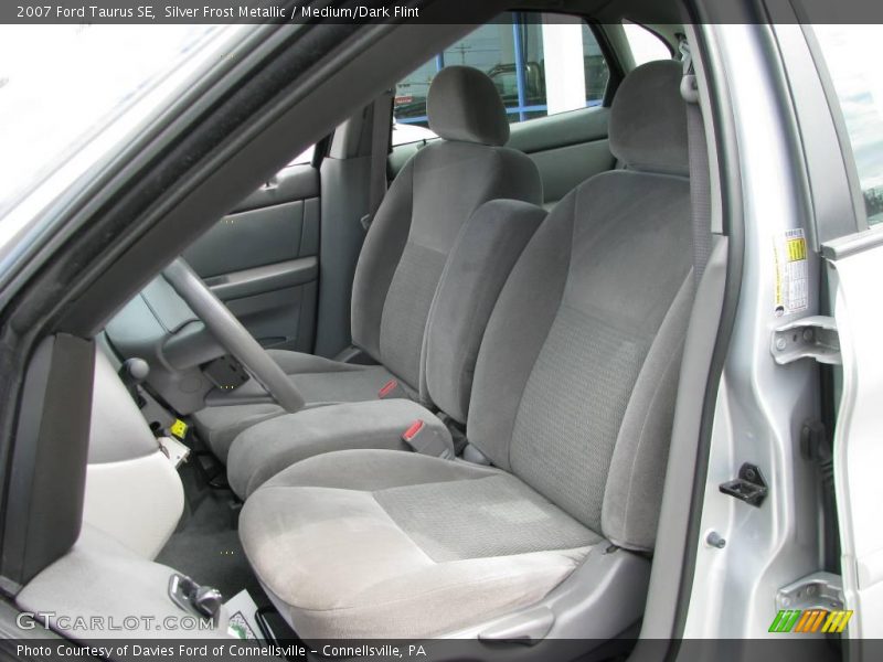 Silver Frost Metallic / Medium/Dark Flint 2007 Ford Taurus SE