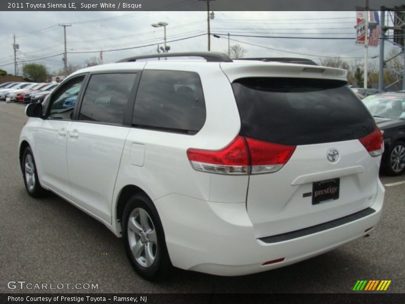 Super White / Bisque 2011 Toyota Sienna LE