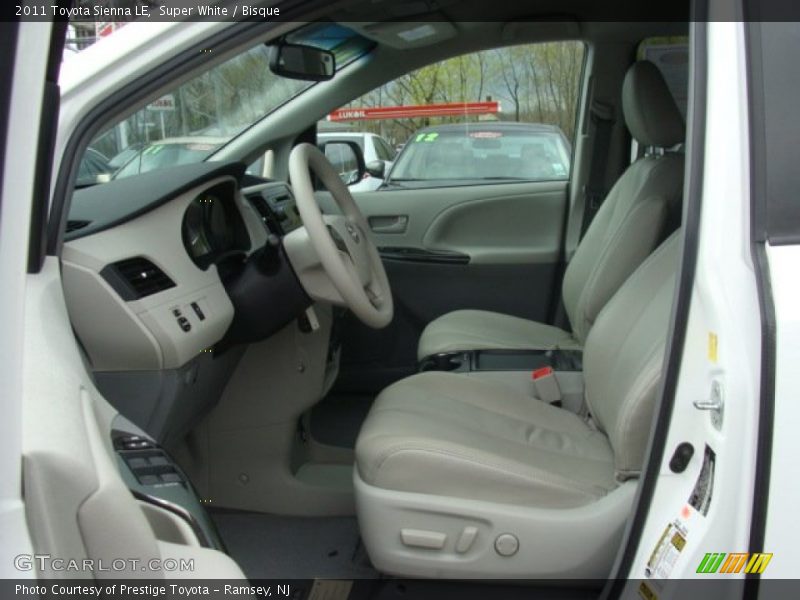 Super White / Bisque 2011 Toyota Sienna LE