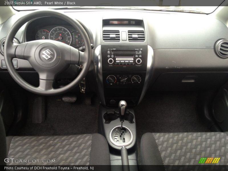 Pearl White / Black 2007 Suzuki SX4 AWD