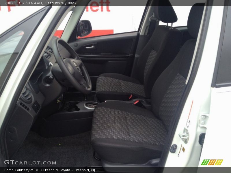 Pearl White / Black 2007 Suzuki SX4 AWD