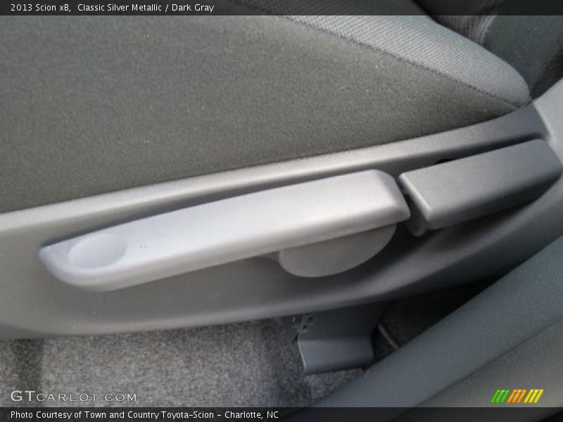 Classic Silver Metallic / Dark Gray 2013 Scion xB