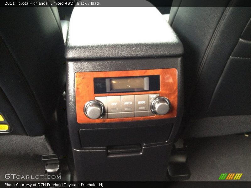 Black / Black 2011 Toyota Highlander Limited 4WD
