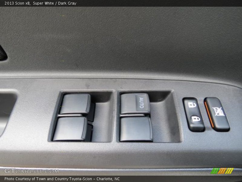 Super White / Dark Gray 2013 Scion xB