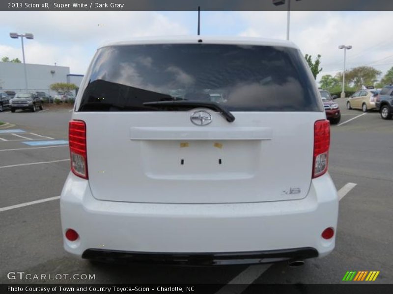 Super White / Dark Gray 2013 Scion xB