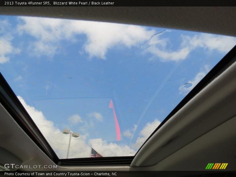 Blizzard White Pearl / Black Leather 2013 Toyota 4Runner SR5