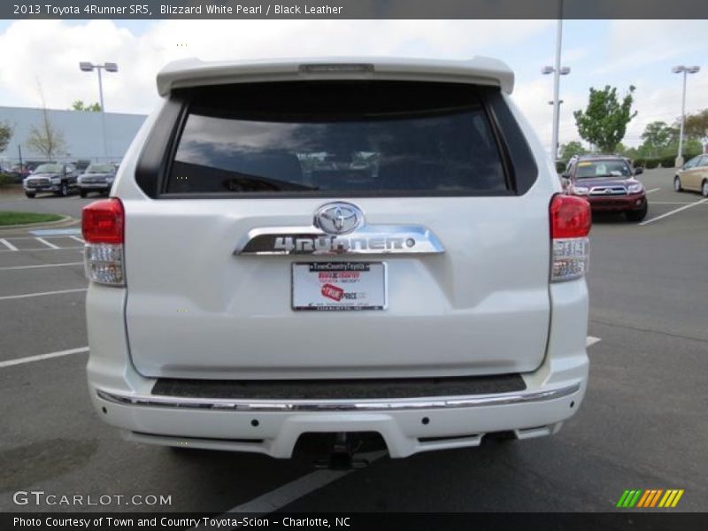 Blizzard White Pearl / Black Leather 2013 Toyota 4Runner SR5