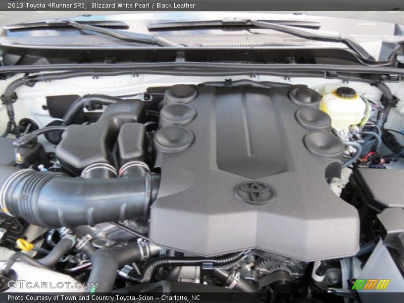 Blizzard White Pearl / Black Leather 2013 Toyota 4Runner SR5