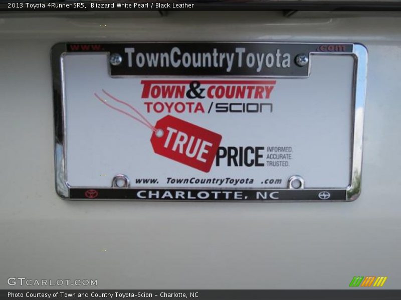 Blizzard White Pearl / Black Leather 2013 Toyota 4Runner SR5