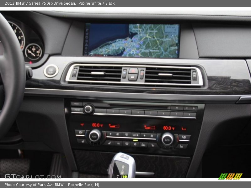 Alpine White / Black 2012 BMW 7 Series 750i xDrive Sedan