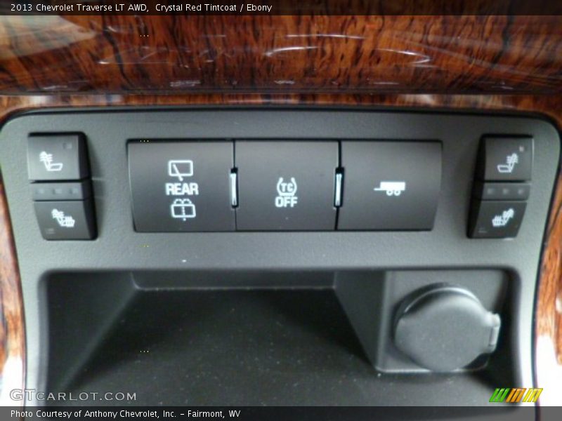 Crystal Red Tintcoat / Ebony 2013 Chevrolet Traverse LT AWD