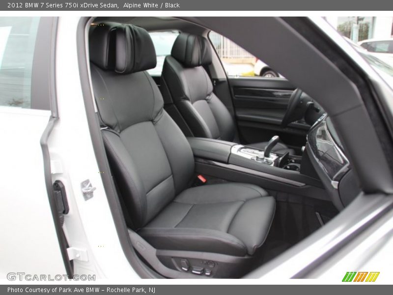 Alpine White / Black 2012 BMW 7 Series 750i xDrive Sedan