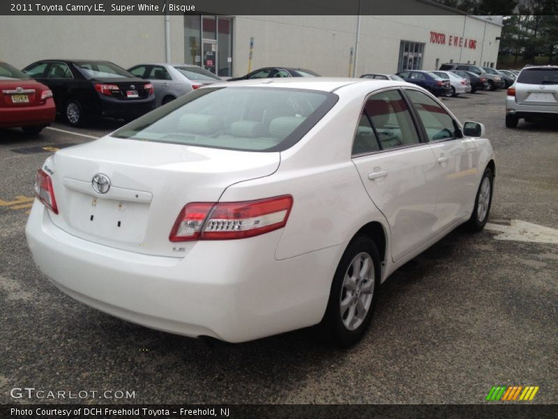 Super White / Bisque 2011 Toyota Camry LE