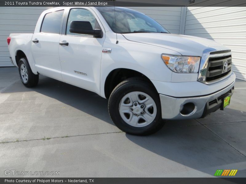 Super White / Sand Beige 2011 Toyota Tundra CrewMax