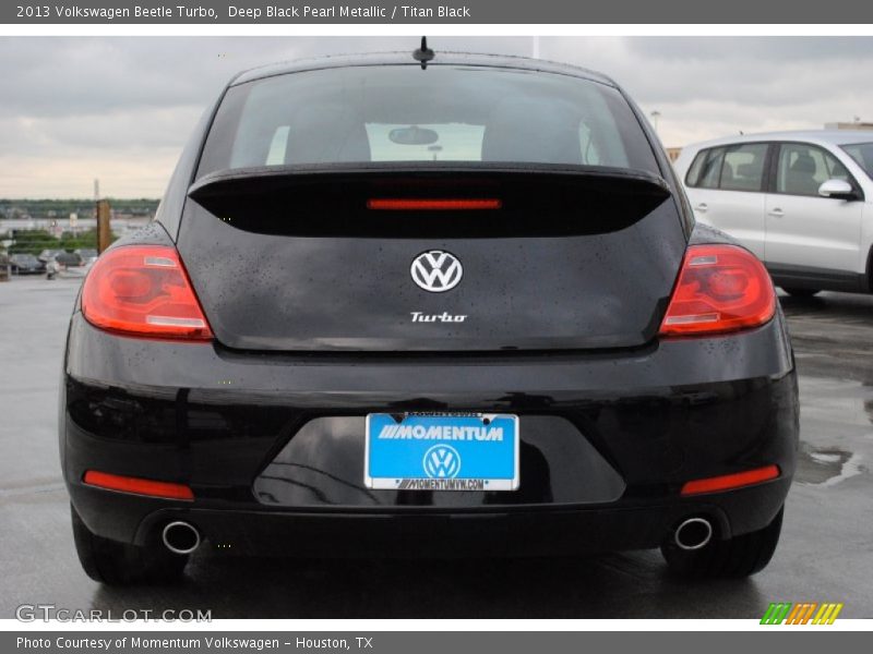 Deep Black Pearl Metallic / Titan Black 2013 Volkswagen Beetle Turbo