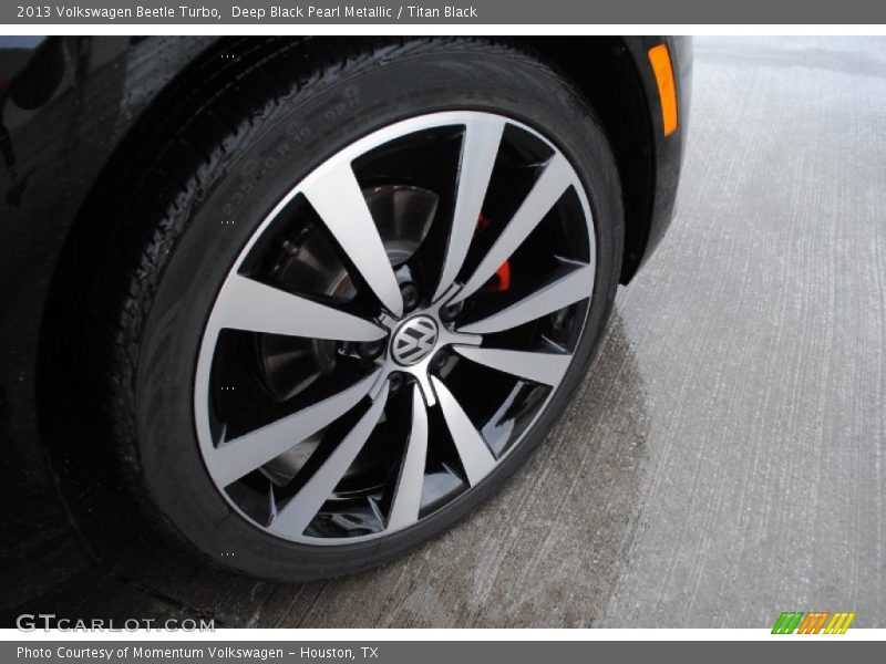 Deep Black Pearl Metallic / Titan Black 2013 Volkswagen Beetle Turbo