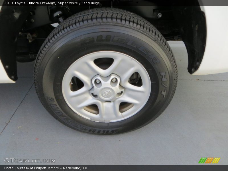 Super White / Sand Beige 2011 Toyota Tundra CrewMax