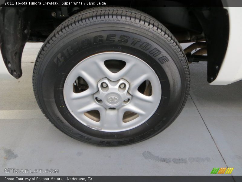 Super White / Sand Beige 2011 Toyota Tundra CrewMax