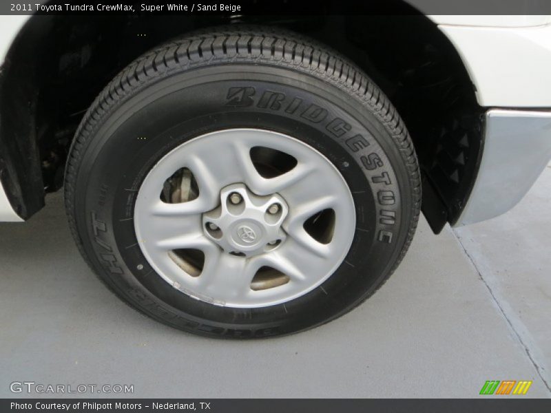 Super White / Sand Beige 2011 Toyota Tundra CrewMax