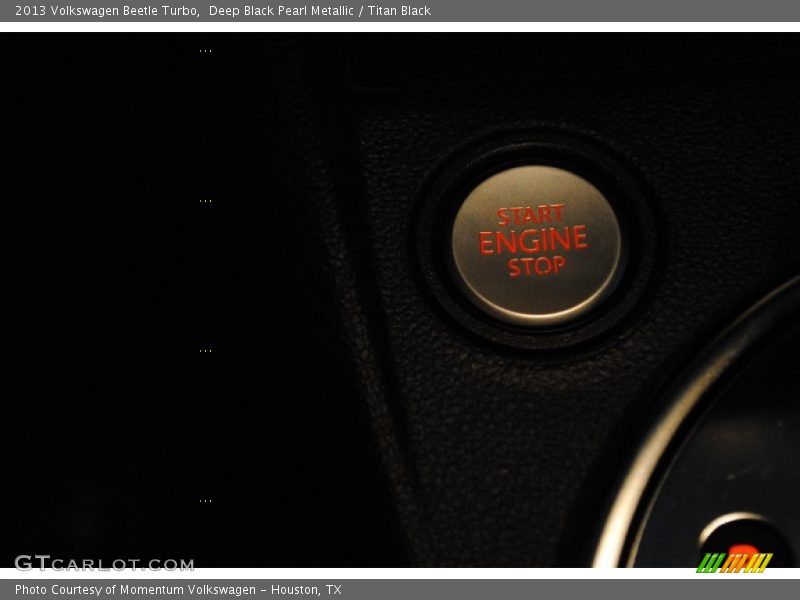 Deep Black Pearl Metallic / Titan Black 2013 Volkswagen Beetle Turbo
