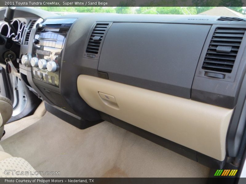 Super White / Sand Beige 2011 Toyota Tundra CrewMax