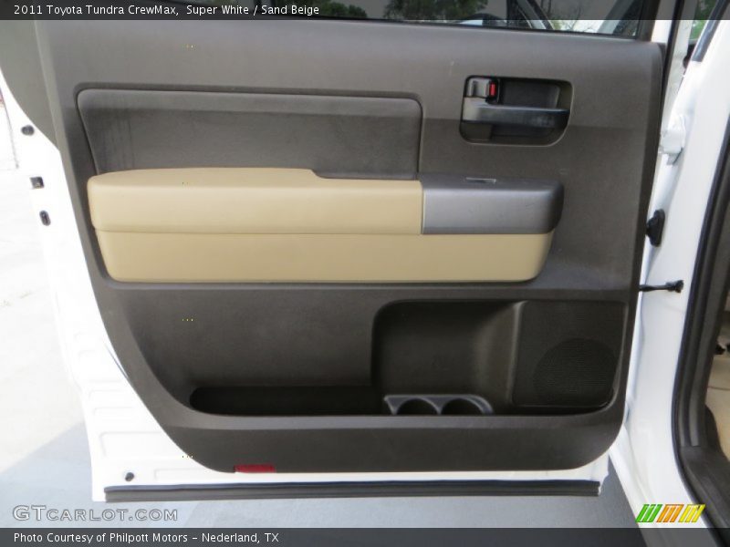 Super White / Sand Beige 2011 Toyota Tundra CrewMax