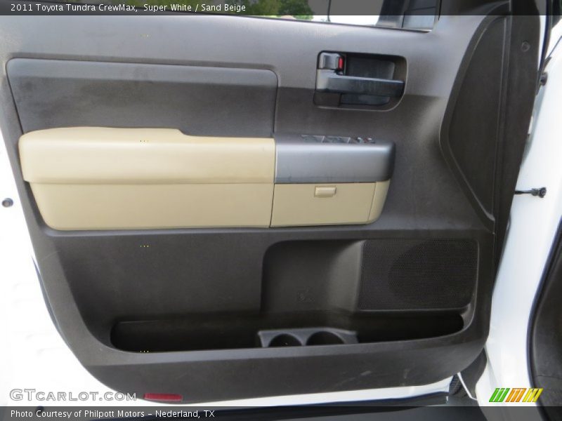 Super White / Sand Beige 2011 Toyota Tundra CrewMax