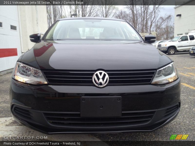 Black / Cornsilk Beige 2011 Volkswagen Jetta SE Sedan