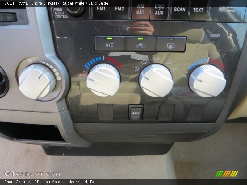 Super White / Sand Beige 2011 Toyota Tundra CrewMax