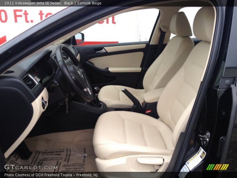 Black / Cornsilk Beige 2011 Volkswagen Jetta SE Sedan