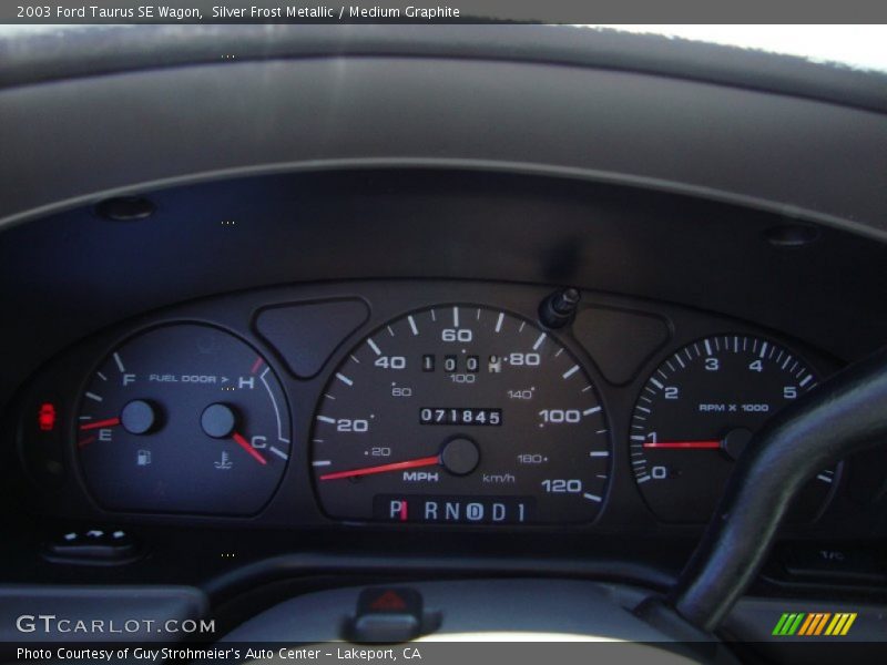 Silver Frost Metallic / Medium Graphite 2003 Ford Taurus SE Wagon