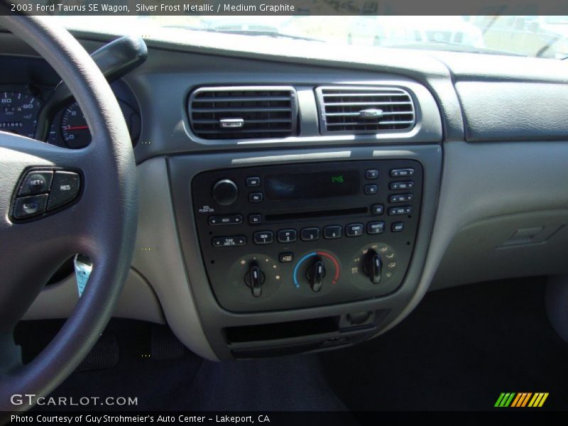 Silver Frost Metallic / Medium Graphite 2003 Ford Taurus SE Wagon