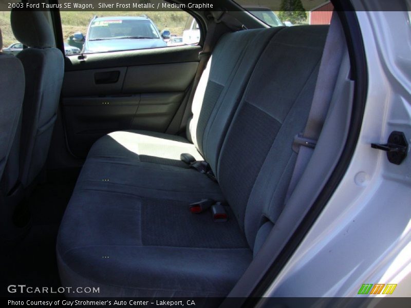 Silver Frost Metallic / Medium Graphite 2003 Ford Taurus SE Wagon