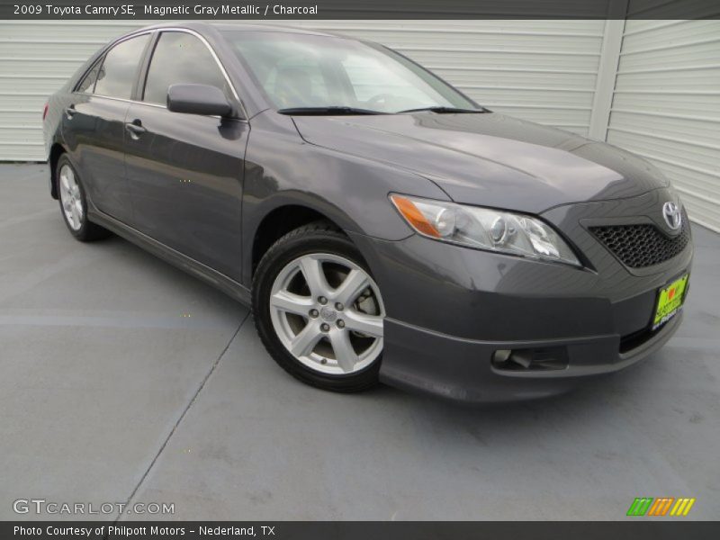Magnetic Gray Metallic / Charcoal 2009 Toyota Camry SE