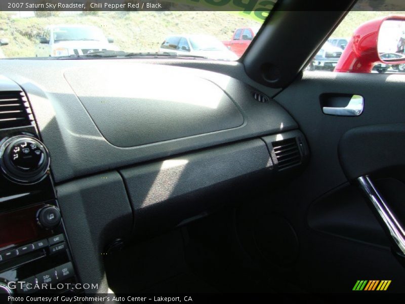 Chili Pepper Red / Black 2007 Saturn Sky Roadster