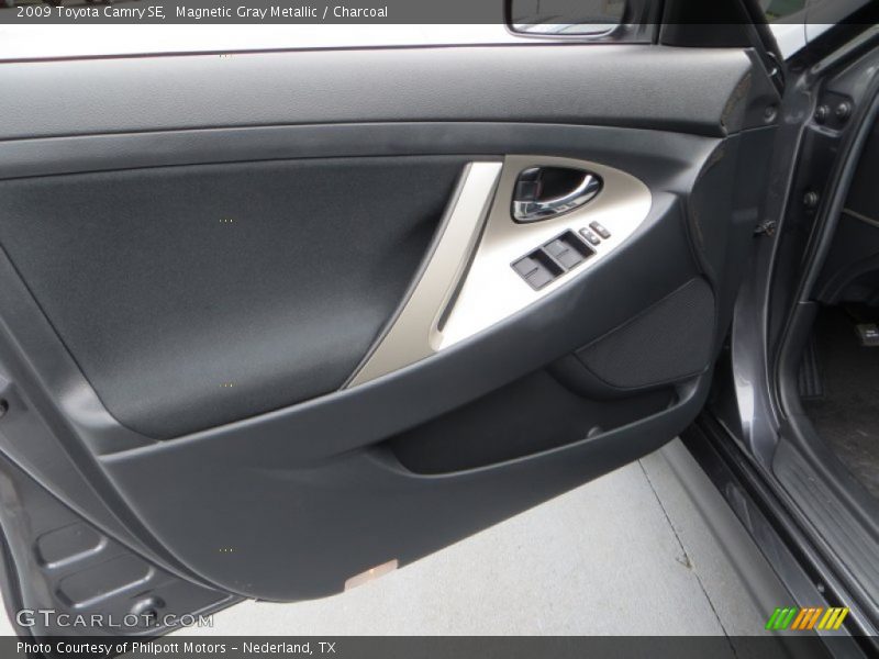 Magnetic Gray Metallic / Charcoal 2009 Toyota Camry SE