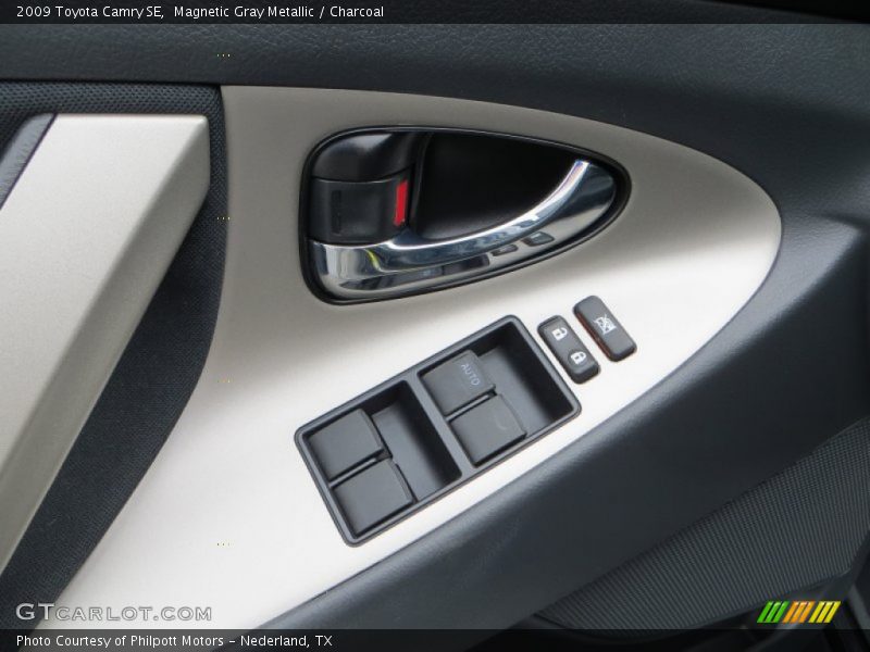 Magnetic Gray Metallic / Charcoal 2009 Toyota Camry SE