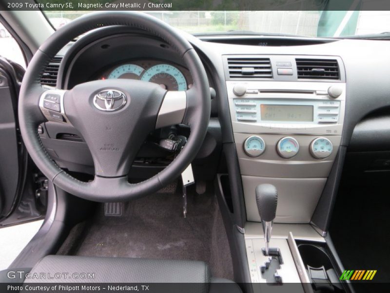 Magnetic Gray Metallic / Charcoal 2009 Toyota Camry SE
