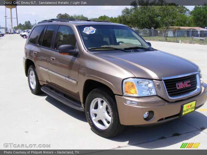 Sandalwood Metallic / Light Oak 2002 GMC Envoy SLT