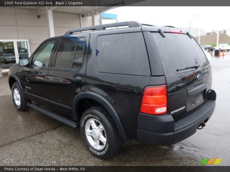 Black / Graphite 2005 Ford Explorer XLS 4x4