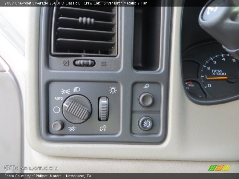 Silver Birch Metallic / Tan 2007 Chevrolet Silverado 2500HD Classic LT Crew Cab