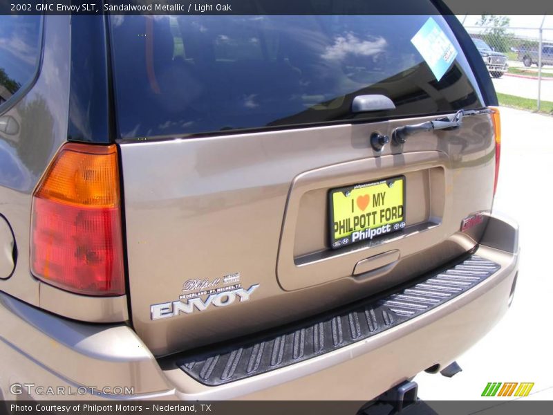 Sandalwood Metallic / Light Oak 2002 GMC Envoy SLT