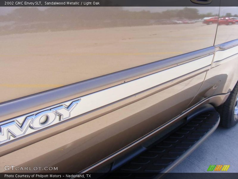 Sandalwood Metallic / Light Oak 2002 GMC Envoy SLT