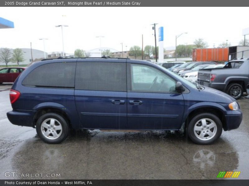 Midnight Blue Pearl / Medium Slate Gray 2005 Dodge Grand Caravan SXT