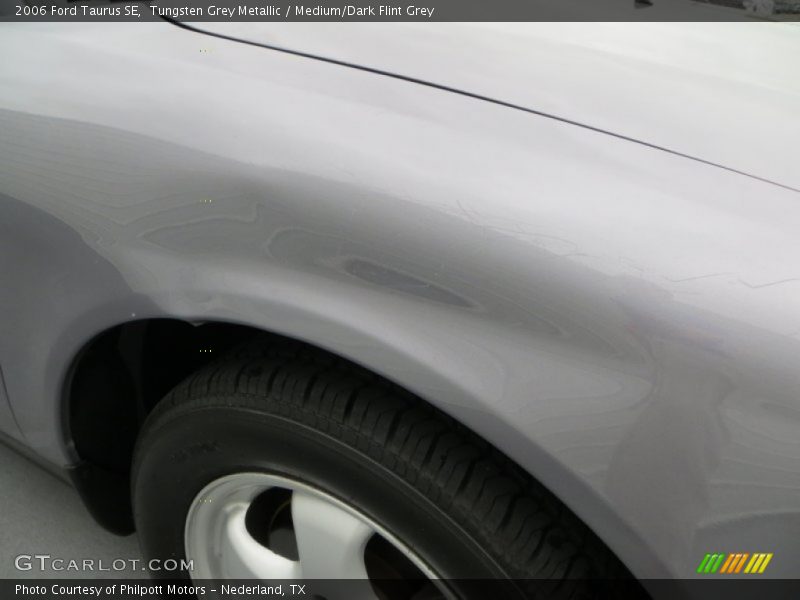 Tungsten Grey Metallic / Medium/Dark Flint Grey 2006 Ford Taurus SE