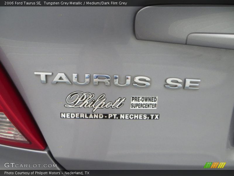 Tungsten Grey Metallic / Medium/Dark Flint Grey 2006 Ford Taurus SE